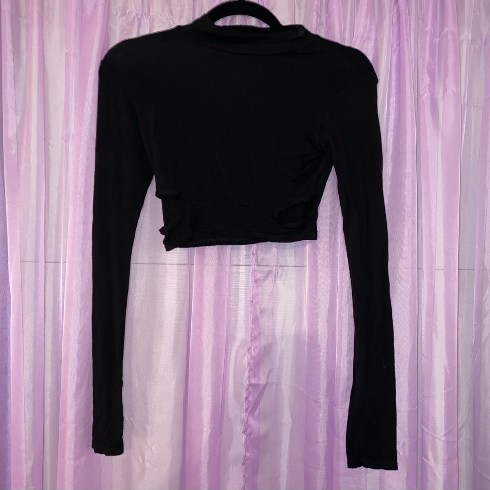 PrettyLittleThing Black Mock Neck Long Sleeve Crop Top with Hip Slits